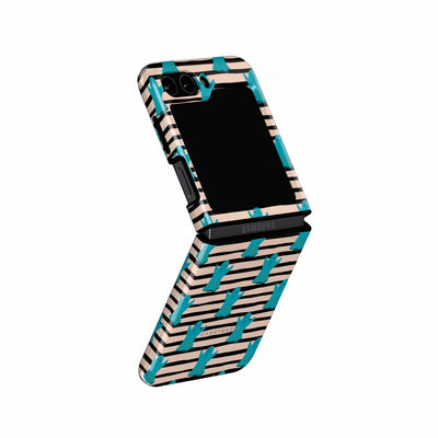 Boo Stripe Samsung-Galaxy-Z-Flip-5_1.webp