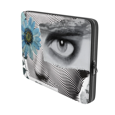 Buzzing with Life - Laptop Sleeve