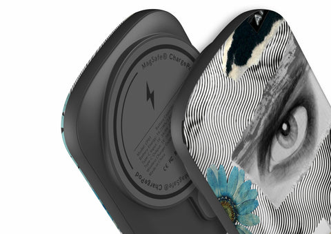 Buzzing with Life - ChargePod MagSafe Power Bank