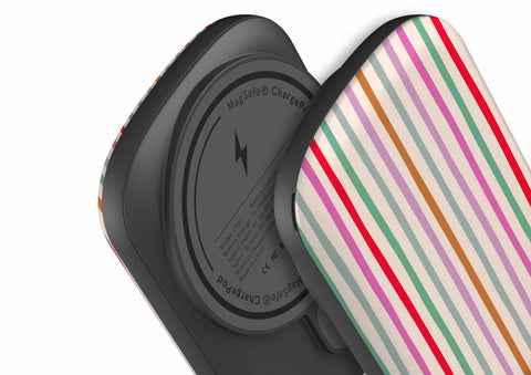 Daydream Stripes - ChargePod MagSafe Power Bank