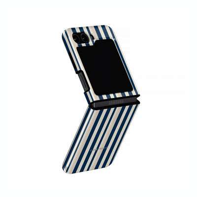 Navy Stripes Mec_06_Samsung-Galaxy-Z-Flip-5_1.psd_2.webp