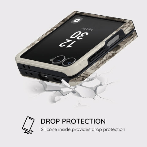 Vintage Urban Fantasy - Samsung Galaxy Z Flip 7 Case